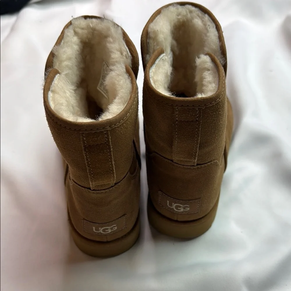 UGG Cory II Genuine Shearling‎ Lined Chestnut Suede Boots